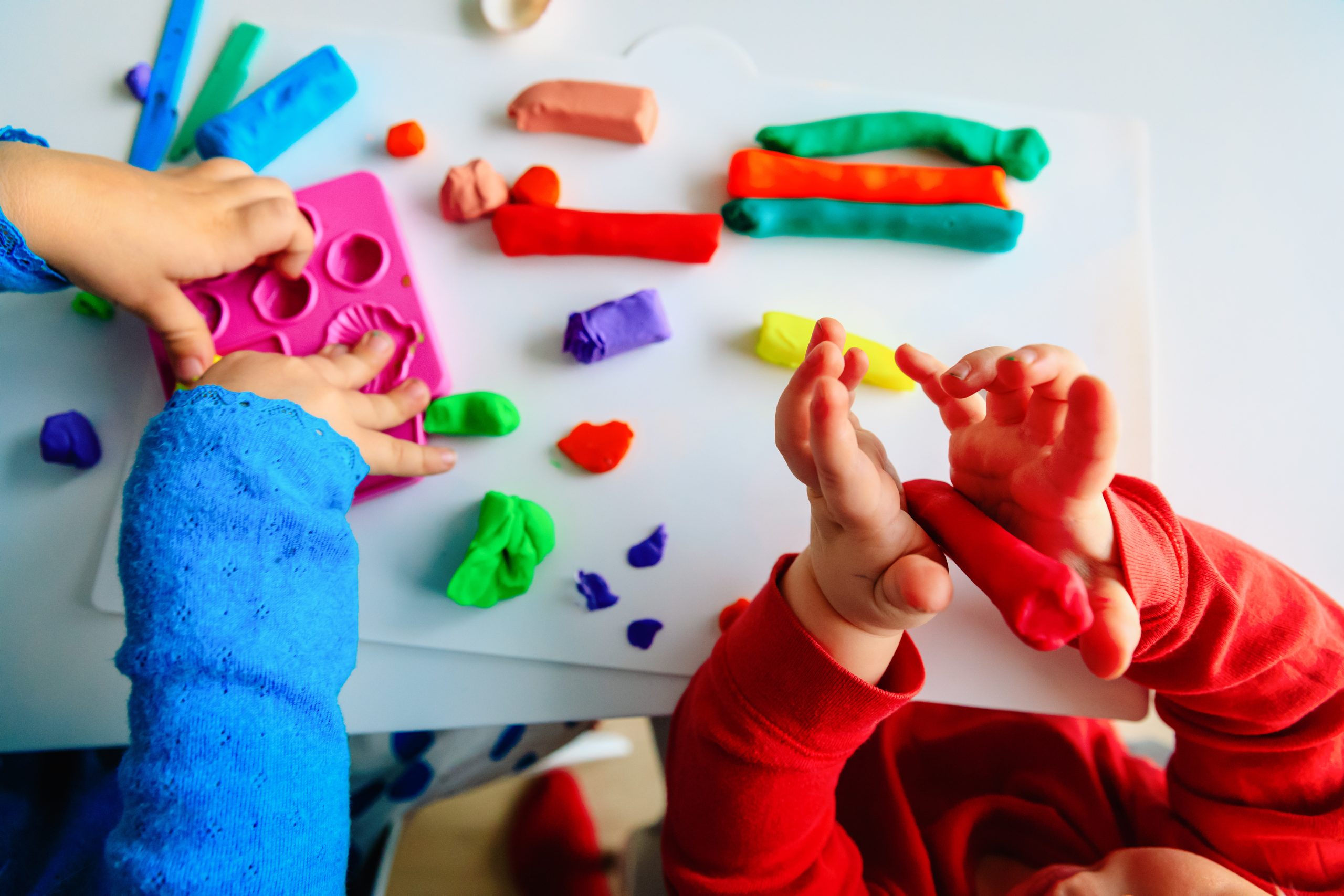 Full-Time – Family that Loves Imagination & Art!